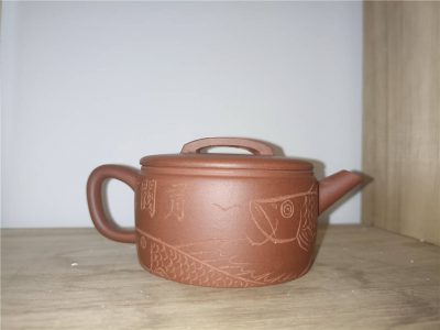 與嶺南大才子、書畫名家蔡金存合作（袁強制壺 蔡金存陶刻）